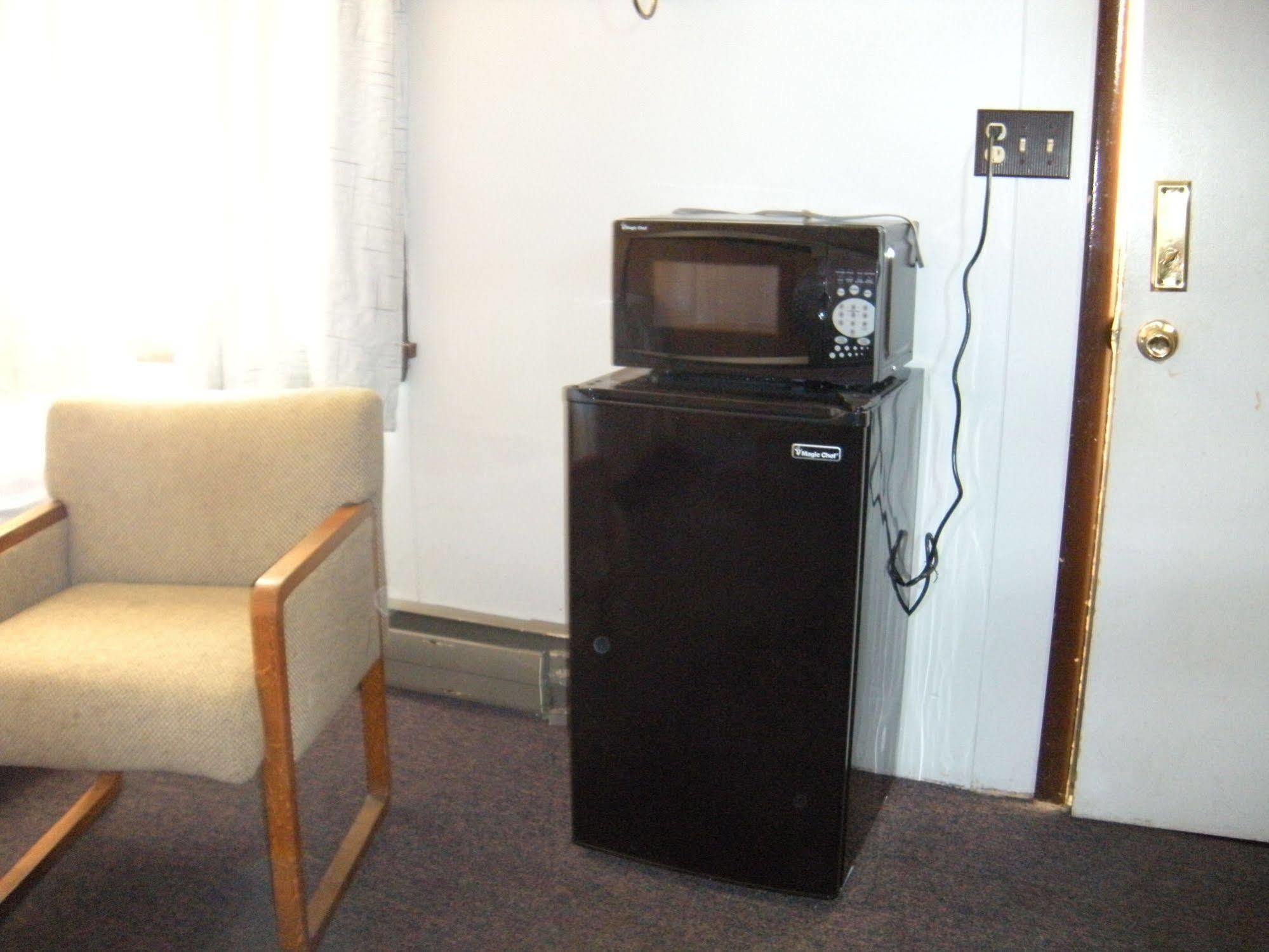 Magnuson Hotel Wauseon Esterno foto