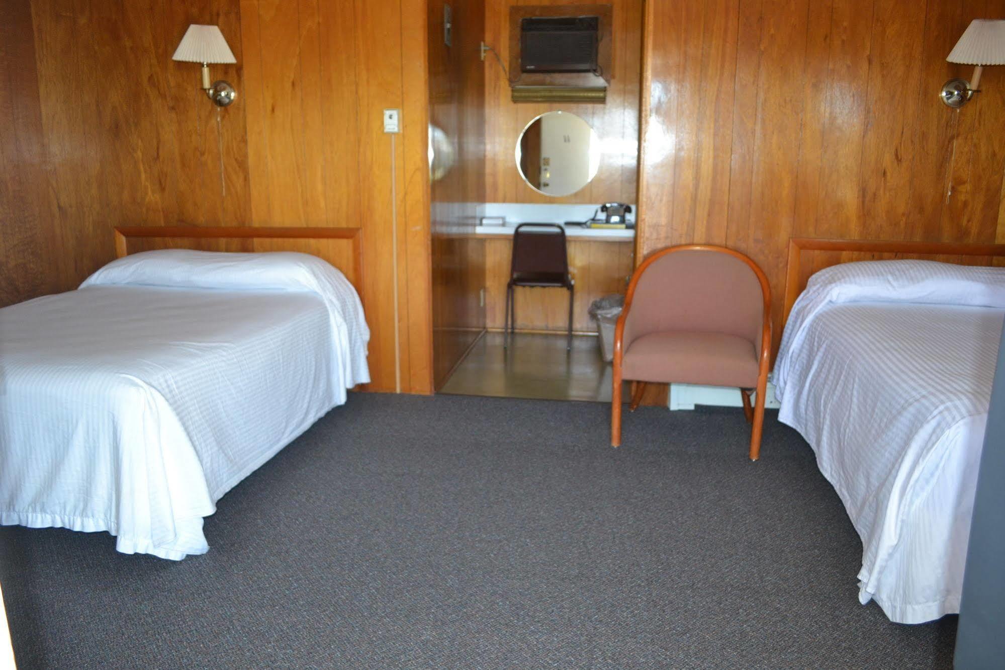 Magnuson Hotel Wauseon Esterno foto